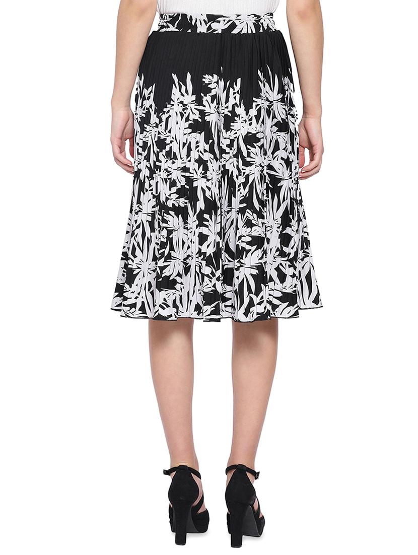 tie up waist a-line skirt - 16750597 - Zoom Image - 3
