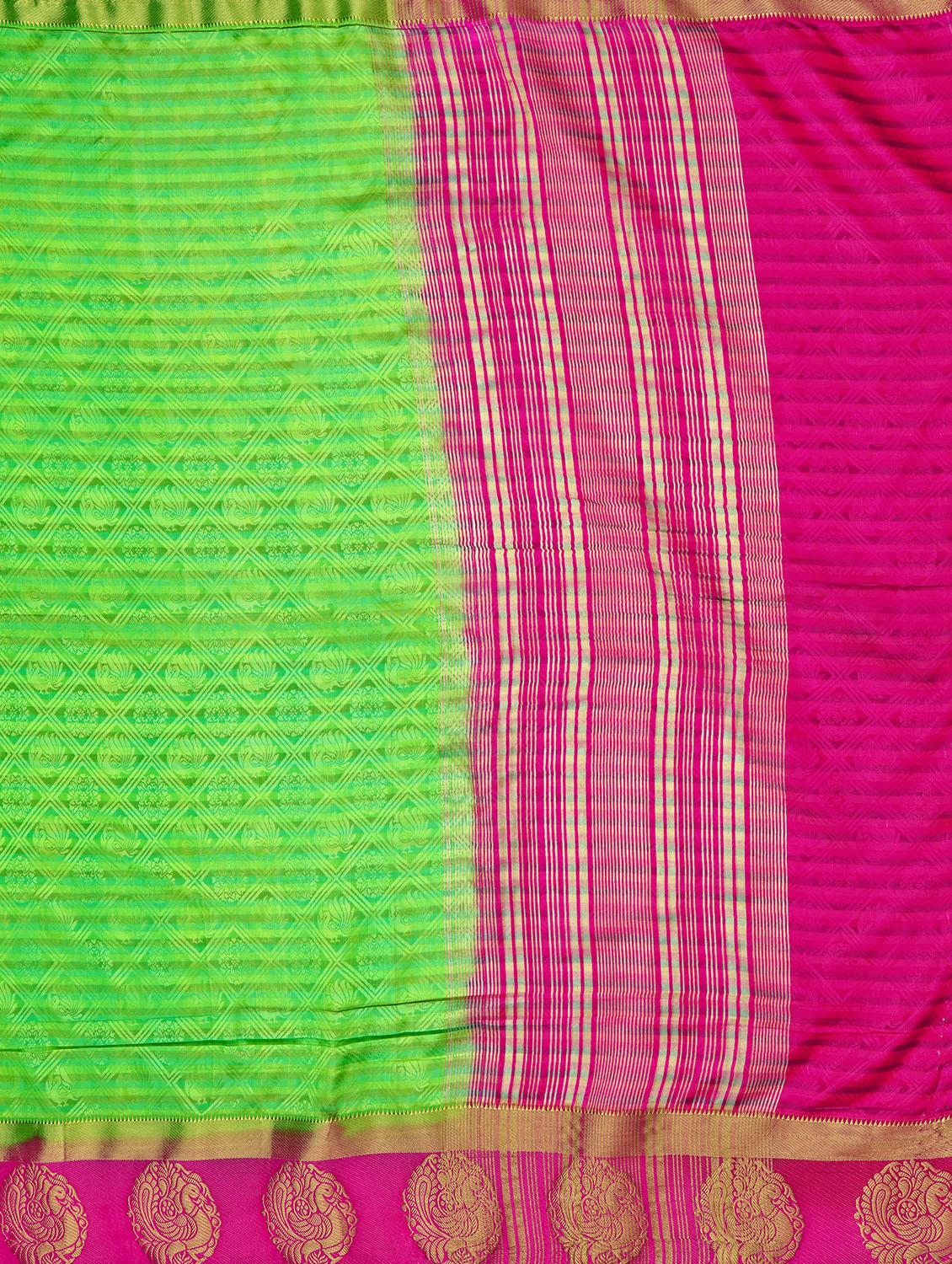 self design kanjivaram saree with blouse - 16750677 - Zoom Image - 4