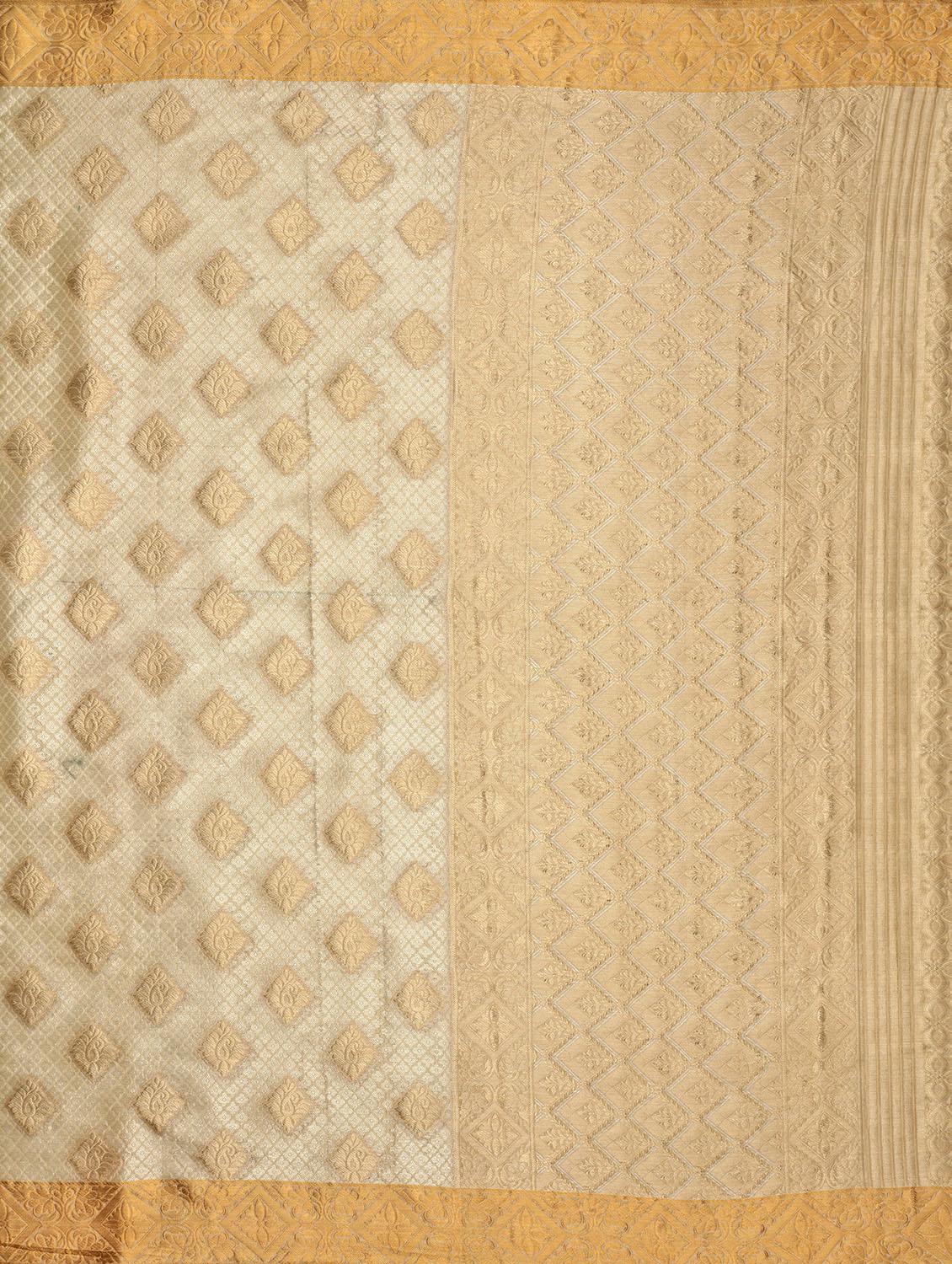 self design kanjivaram saree with blouse - 16750693 - Zoom Image - 4