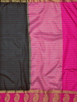paisley kanjivaram saree with blouse - 16750697 - Standard Image - 4