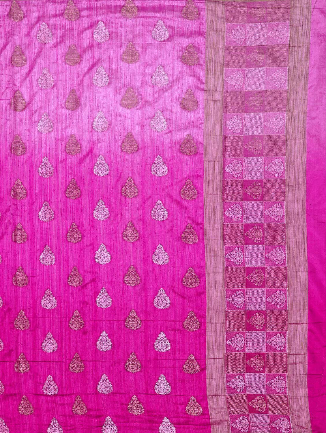 self design banarasi saree with blouse - 16750720 - Zoom Image - 4