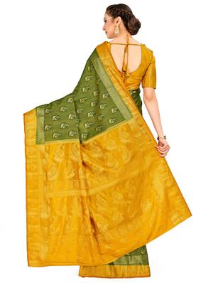 self design kanjivaram saree with blouse - 16750729 - Standard Image - 2
