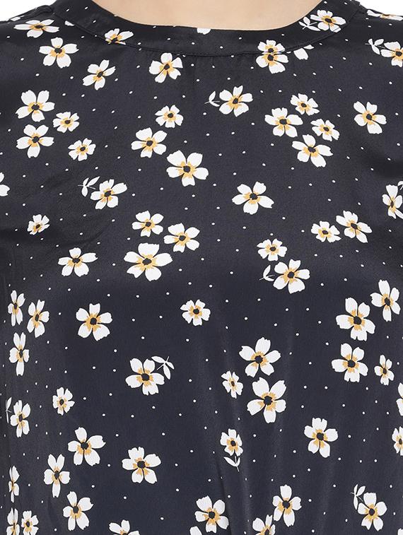 tie font floral top - 16750903 - Zoom Image - 5