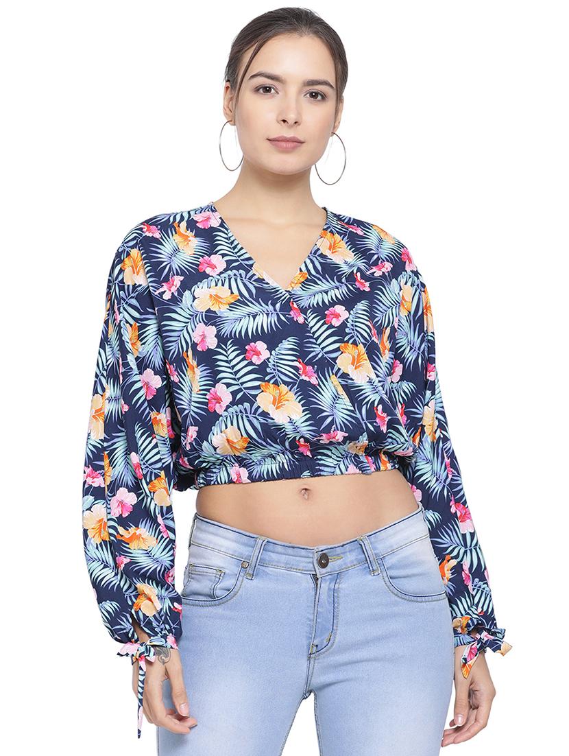 bishop sleeved floral crop top - 16750937 - Zoom Image - 1