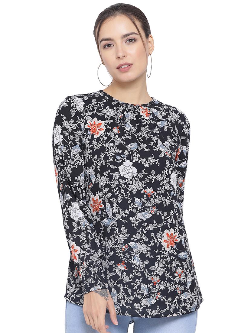 round neck floral top - 16750951 - Zoom Image - 1