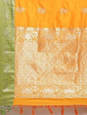 solid kanjivaram saree with blouse - 16751484 - Standard Image - 4