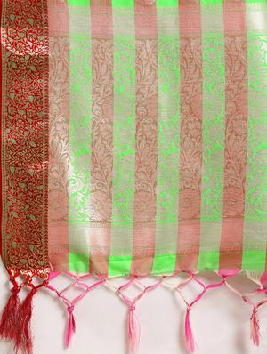 striped kanjivaram saree with blouse - 16751516 - Standard Image - 4