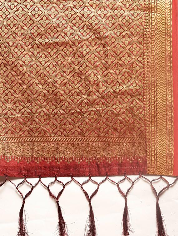 checkered patola saree with blouse - 16751538 - Zoom Image - 4