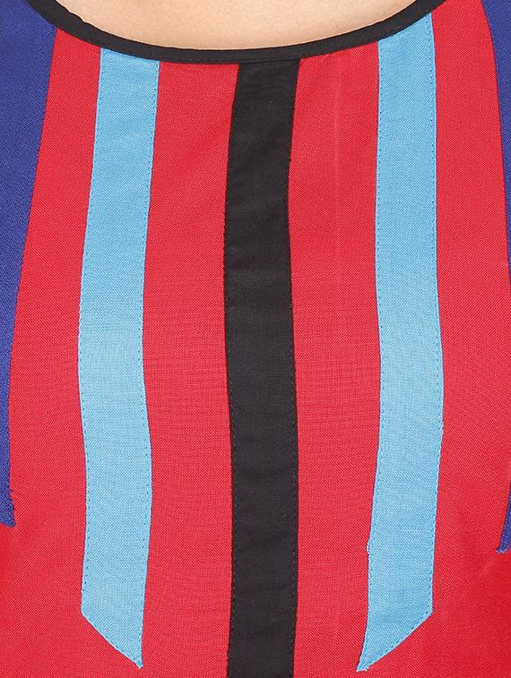 red rayon patched neck kurta - 16753082 - Zoom Image - 4