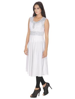 white embroidered asymmetrical flared kurta - 16753084 - Standard Image - 2