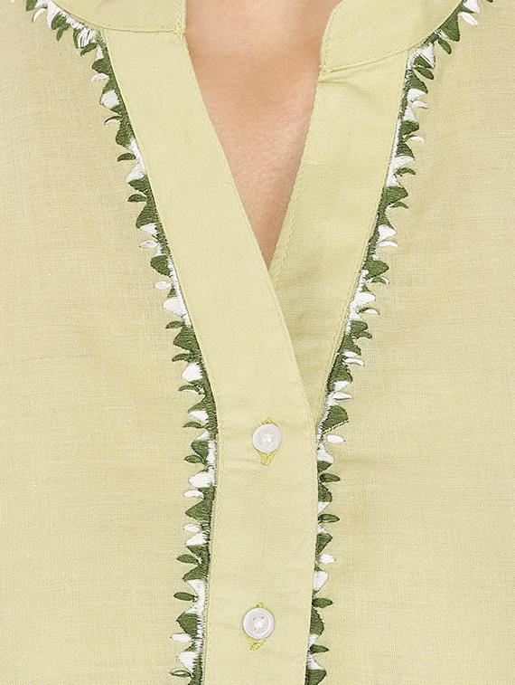 green embroidered straight kurta - 16753107 - Zoom Image - 4