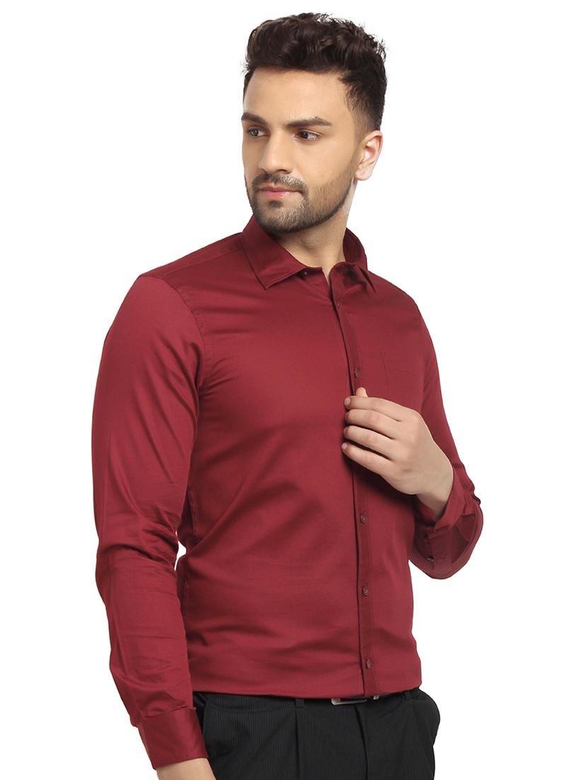 red solid formal shirt - 16753463 - Zoom Image - 2