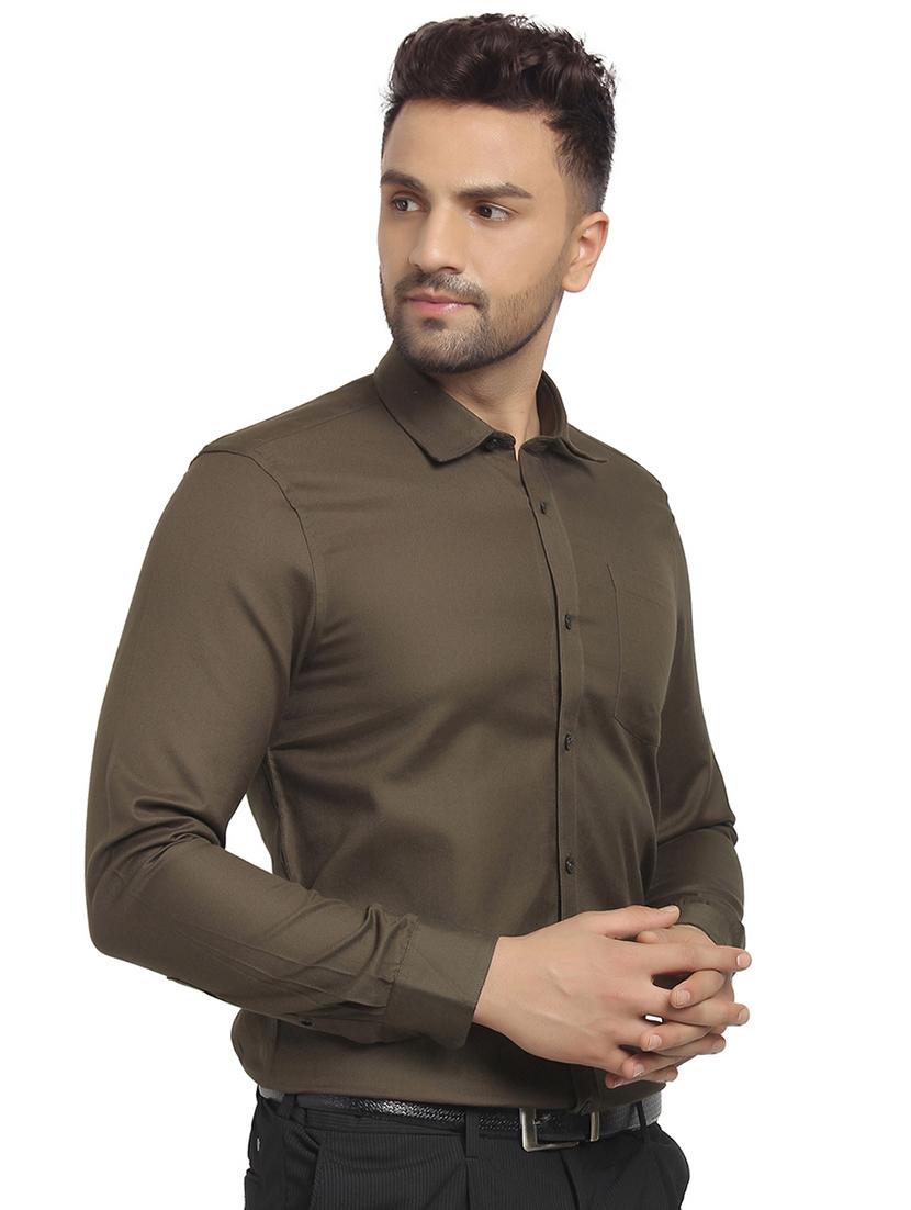 green solid formal shirt - 16753466 - Zoom Image - 2