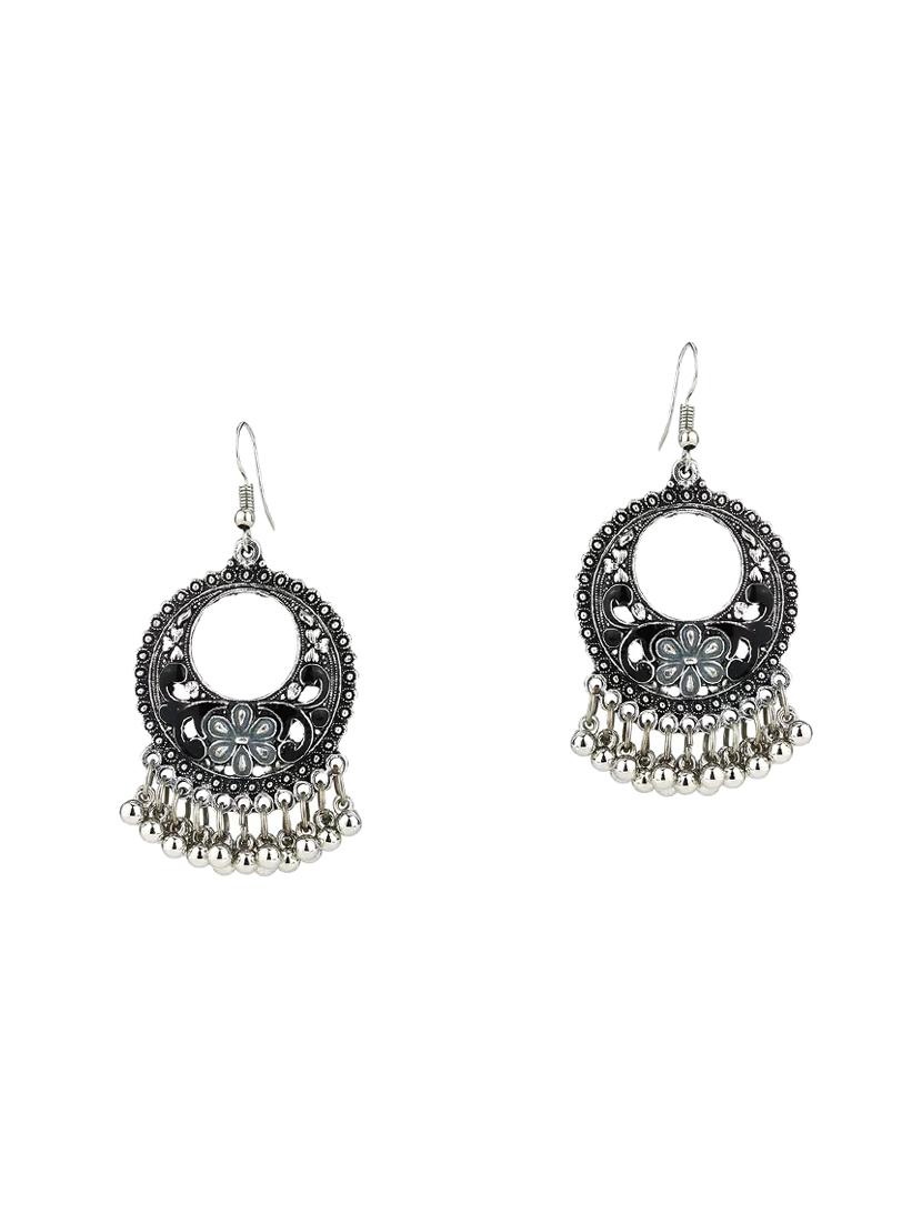 silver metal drop earring - 16753525 - Zoom Image - 3