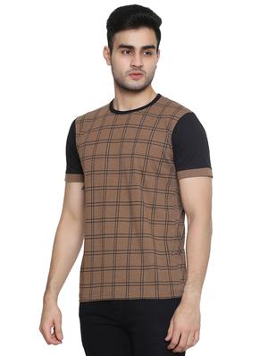 brown checkered t-shirt - 16755316 - Standard Image - 2
