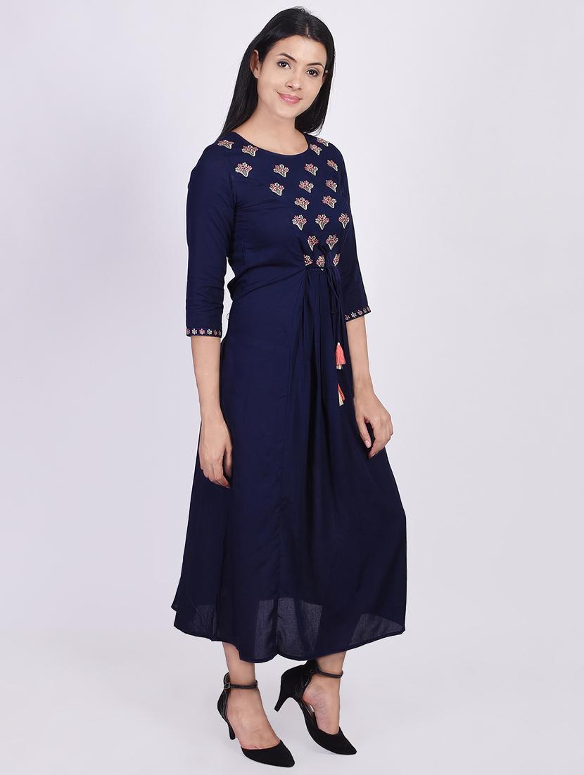 embroidered flared ethnic dress - 16755722 - Zoom Image - 2