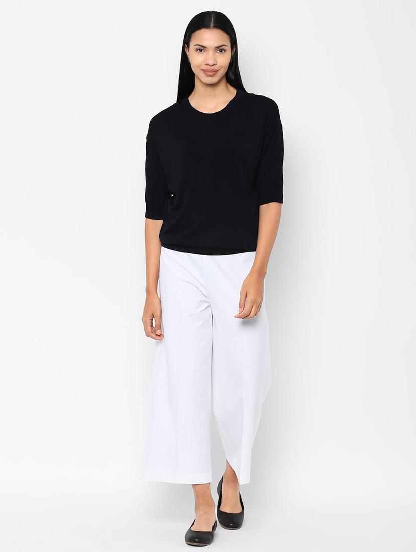 round neck solid top - 16755774 - Zoom Image - 3