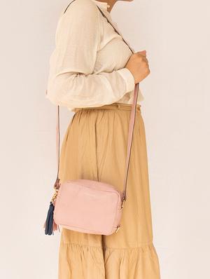 pink leatherette regular sling bag - 16756100 - Standard Image - 5