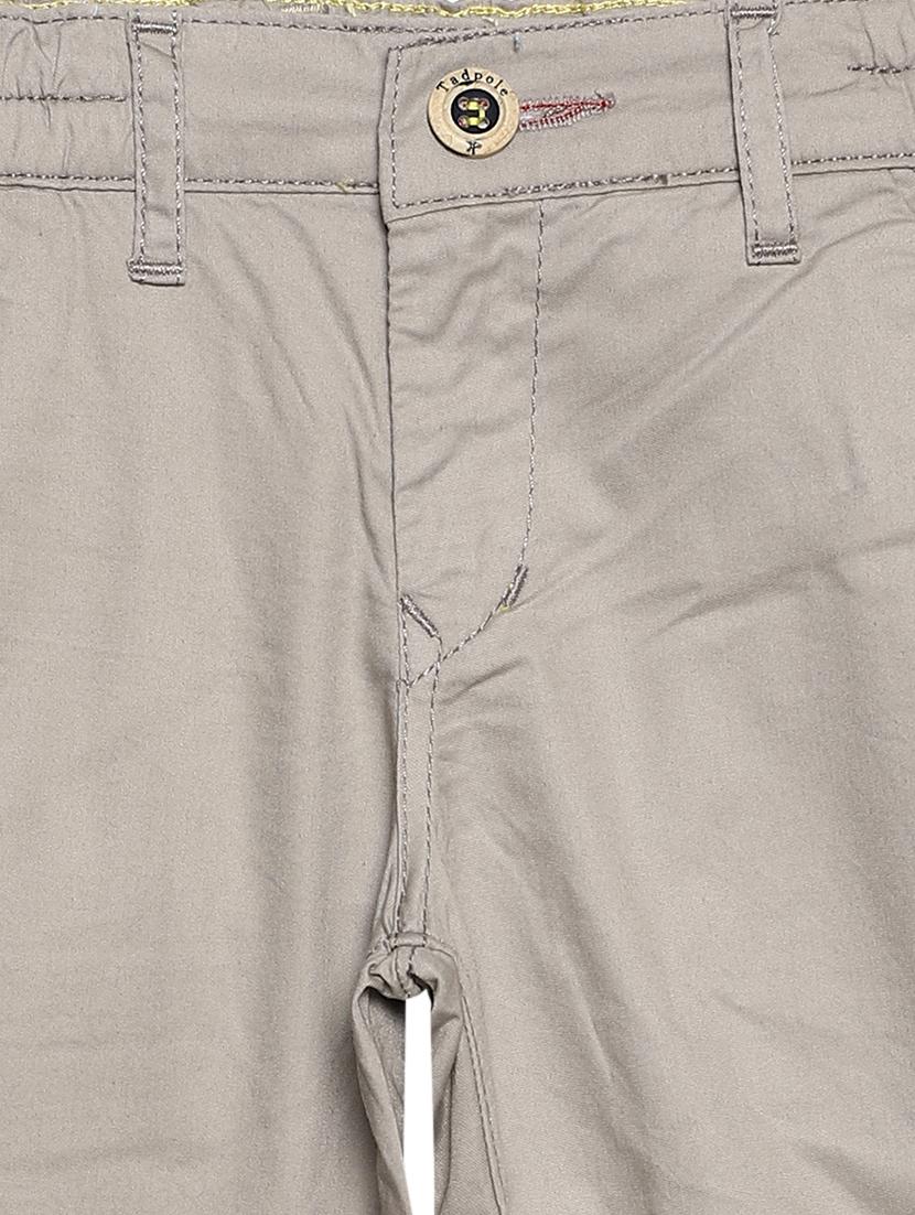 pocket detail three fourth shorts - 16756405 - Zoom Image - 3