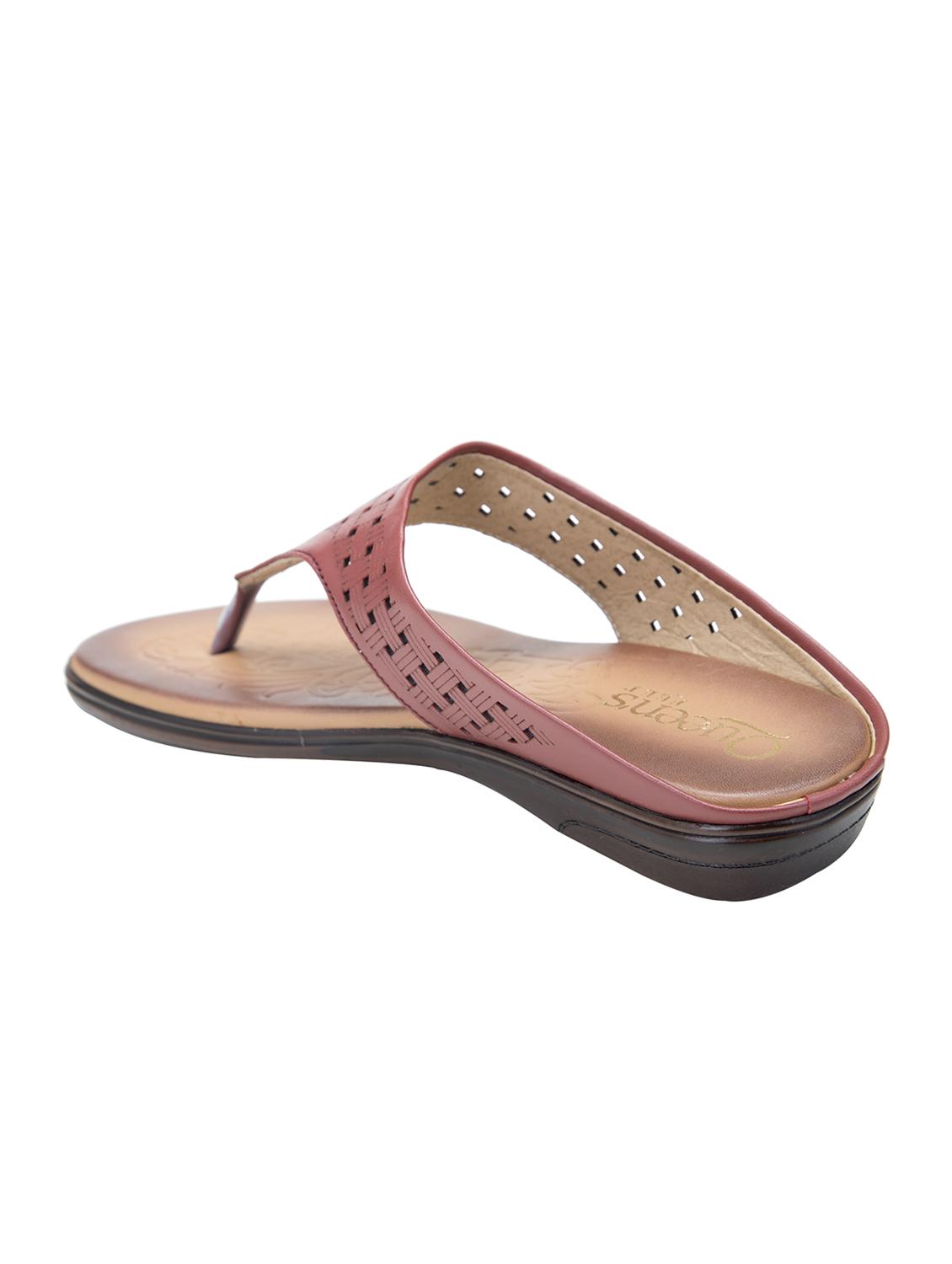 maroon toe separator sandals - 16756700 - Zoom Image - 3