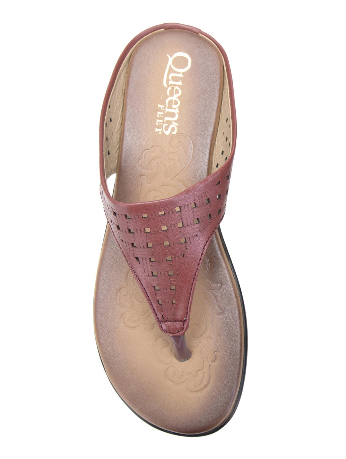maroon toe separator sandals - 16756700 - Zoom Image - 4