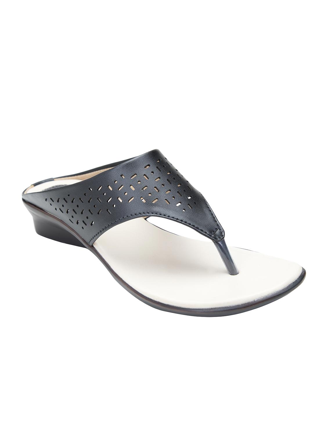 black toe separator sandals - 16756701 - Zoom Image - 1