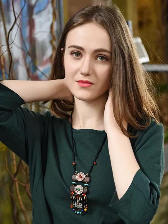 multi colored wood long necklace - 16757889 - Zoom Image - 3