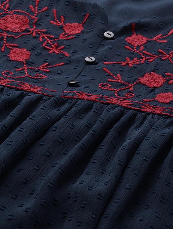 bishop sleeved embroidered dobby a line top - 16759410 - Zoom Image - 5