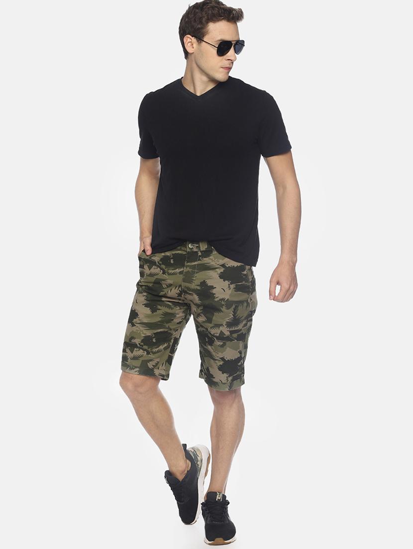 green camouflage printed shorts - 16762297 - Zoom Image - 4