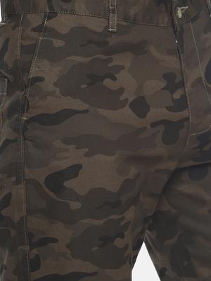 green camouflage printed shorts - 16762306 - Standard Image - 5