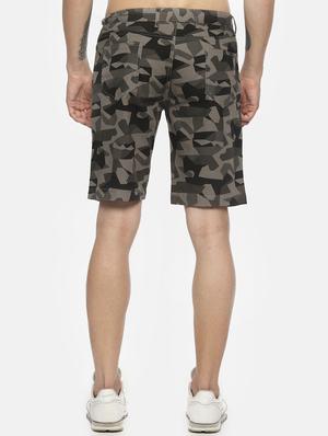 green camouflage printed shorts - 16762312 - Standard Image - 3