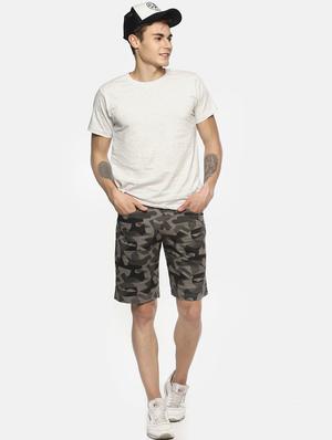 green camouflage printed shorts - 16762312 - Standard Image - 4