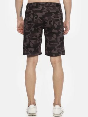 grey camouflage print bermuda shorts - 16762313 - Standard Image - 3