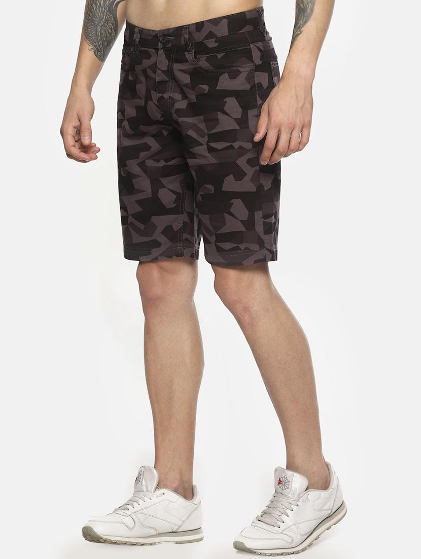 grey camouflage print bermuda shorts - 16762313 - Zoom Image - 2