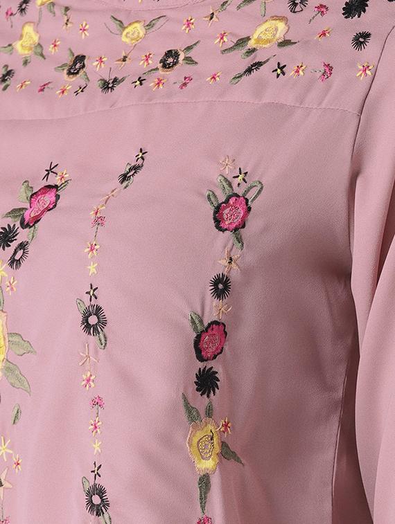 crew neck embroidered top - 16763491 - Zoom Image - 5