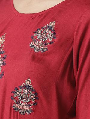 round neck embroidered detail flared dress - 16763539 - Standard Image - 4