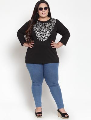 round neck printed top - 16763568 - Standard Image - 4
