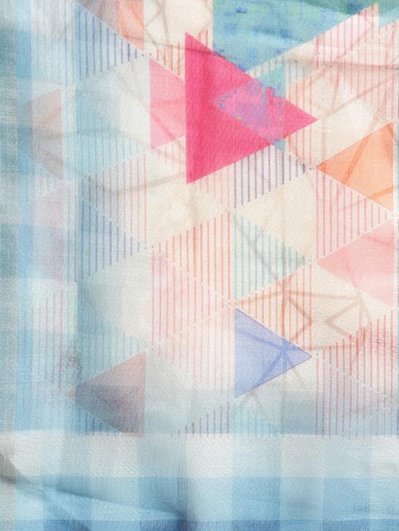 geometric printed saree with blouse - 16763668 - Zoom Image - 4