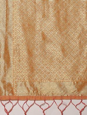 floral printed saree with blouse - 16763690 - Standard Image - 4