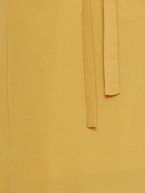 tie knot high slit skirt - 16764117 - Standard Image - 4