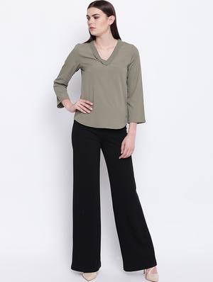 v-neck solid top - 16764226 - Standard Image - 4