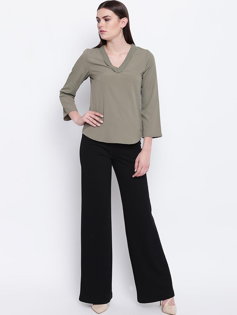 v-neck solid top - 16764226 - Zoom Image - 4