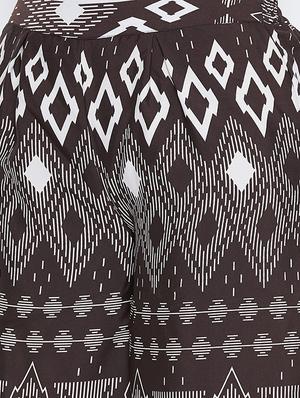 high rise geometric palazzo - 16764361 - Standard Image - 5