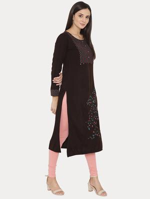 embroidered straight woolen kurta - 16765045 - Standard Image - 2