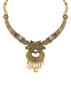 gold brass short necklace - 16767295 - Standard Image - 3