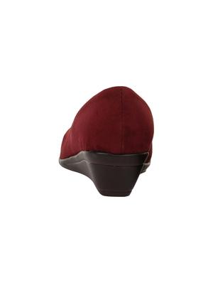 maroon slip on wedges - 16768010 - Standard Image - 3