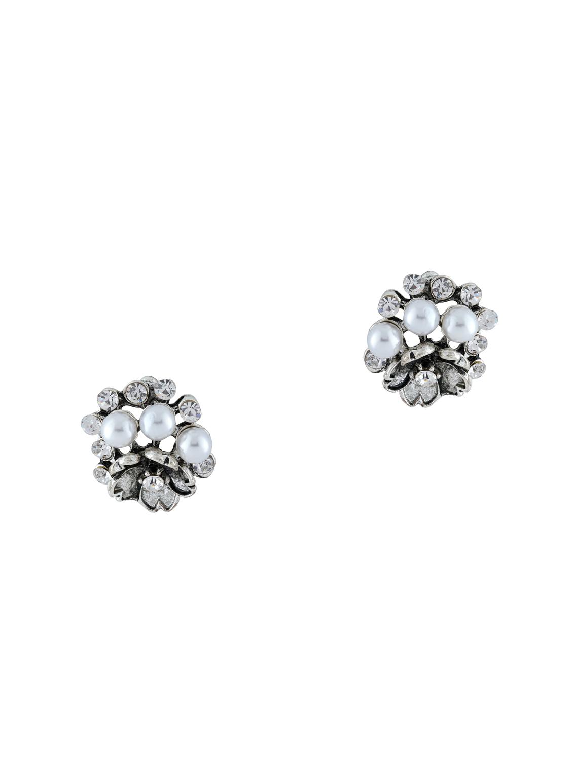 silver metal studs earring - 16768132 - Zoom Image - 1
