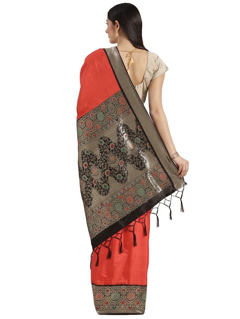 solid bordered banarasi saree with blouse - 16772912 - Zoom Image - 2
