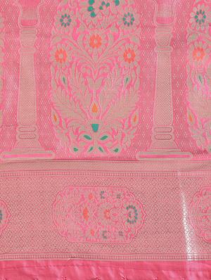 solid bordered banarasi saree with blouse - 16772922 - Standard Image - 4