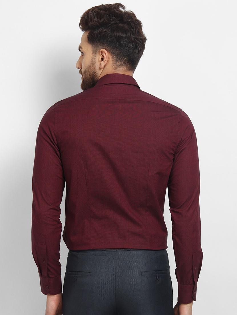 red solid formal shirt - 16773641 - Zoom Image - 3